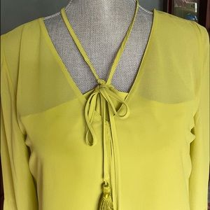 CHICO'S Black Label chartreuse flowing blouse